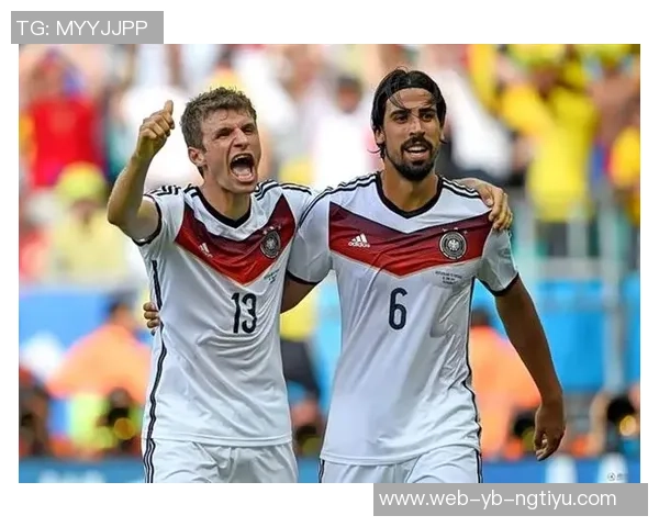 C罗带领葡萄牙国家队出征菲利克斯莱奥B费内维斯全员入选 C罗带领葡萄牙国家队出征菲利克斯莱奥B费内维斯全员入选